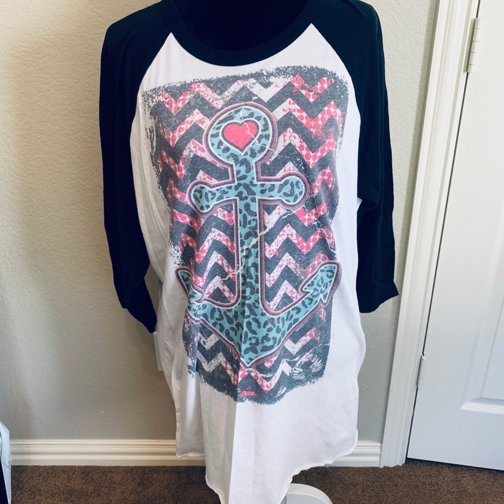 American apparel raglan with anchor design XL